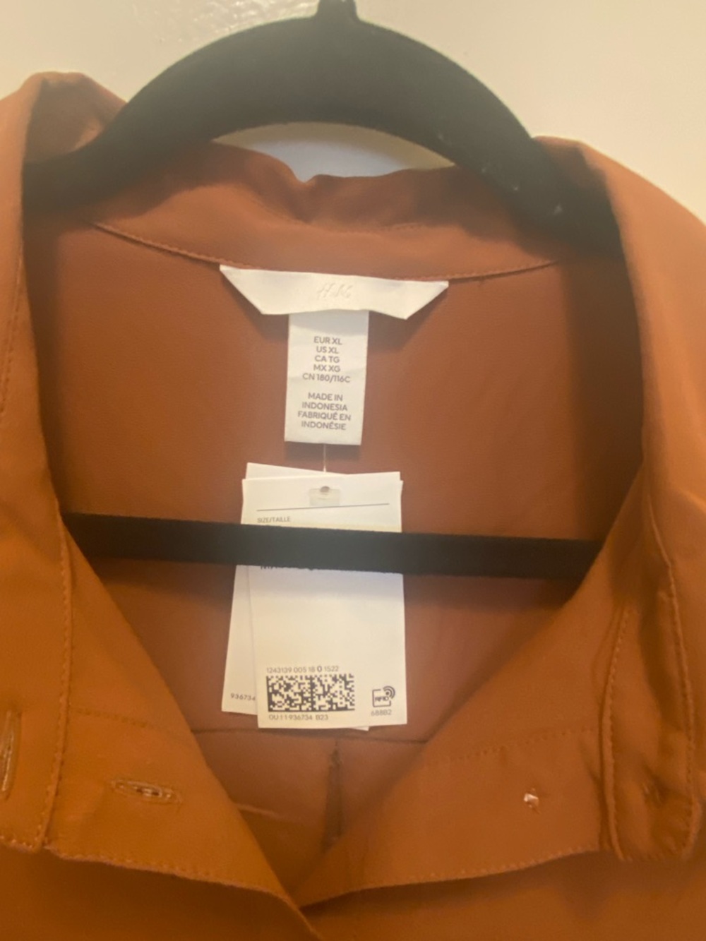 H&M Rust Button-Up Shirt - Picture 3 of 6